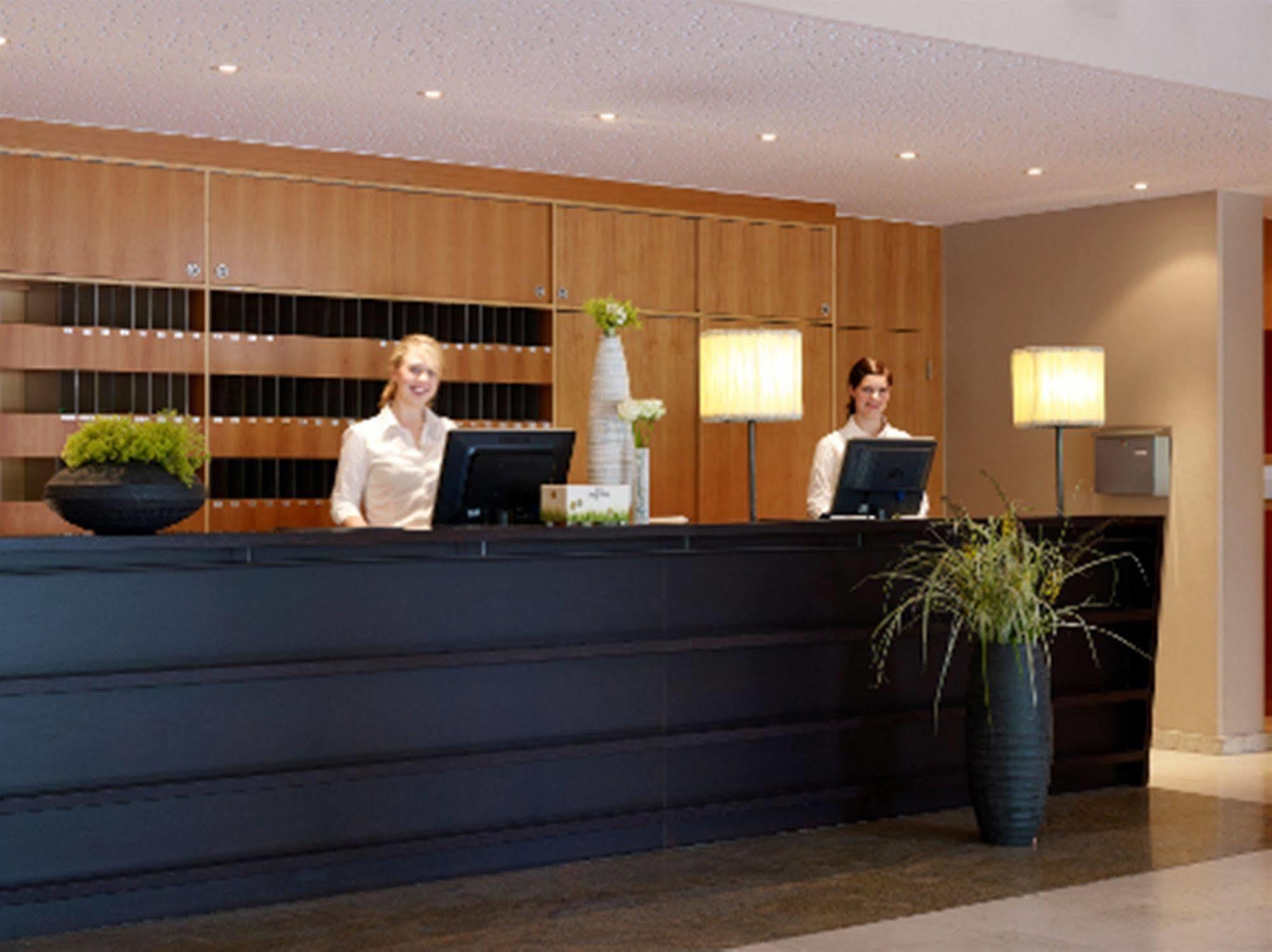 Hotel Weisses Kreuz เฟลด์เคียร์ช ภายนอก รูปภาพ