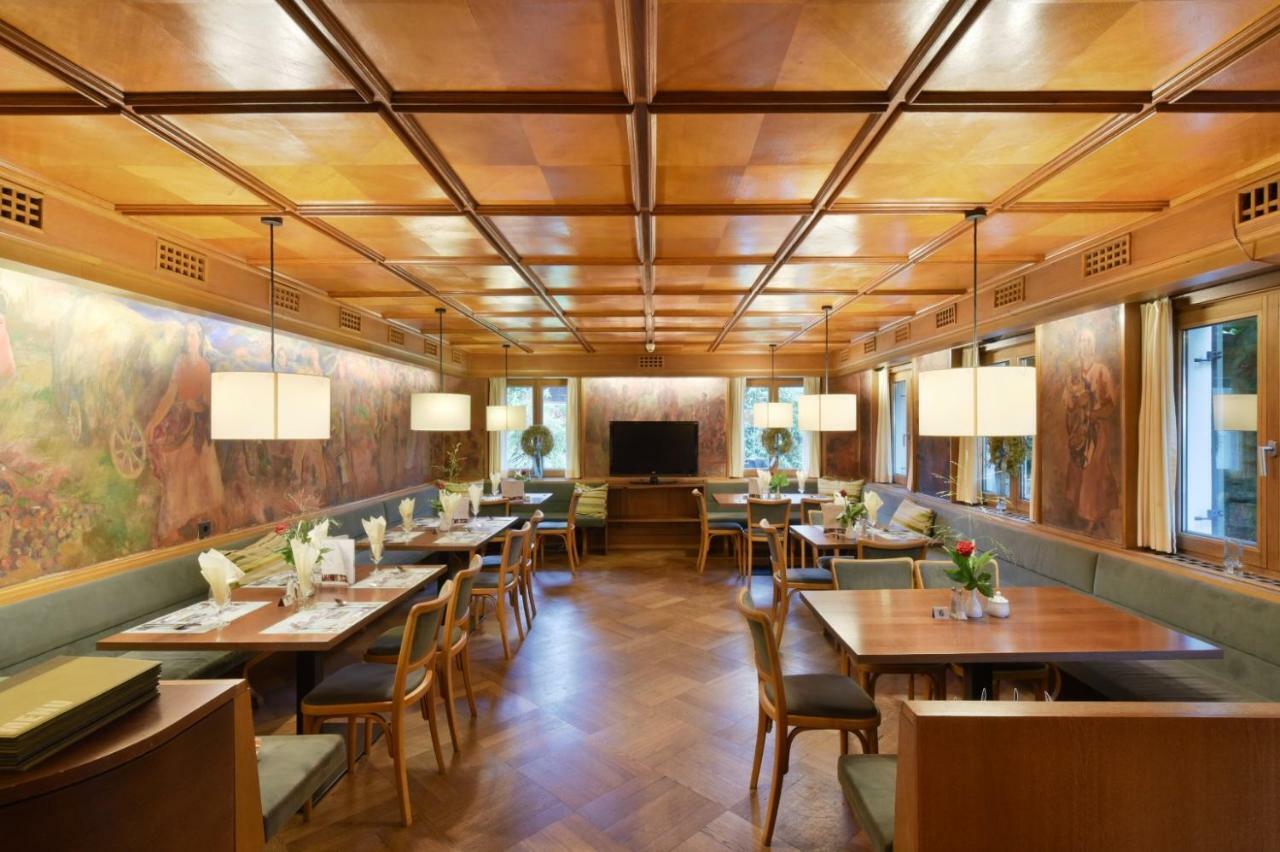 Hotel Weisses Kreuz เฟลด์เคียร์ช ภายนอก รูปภาพ