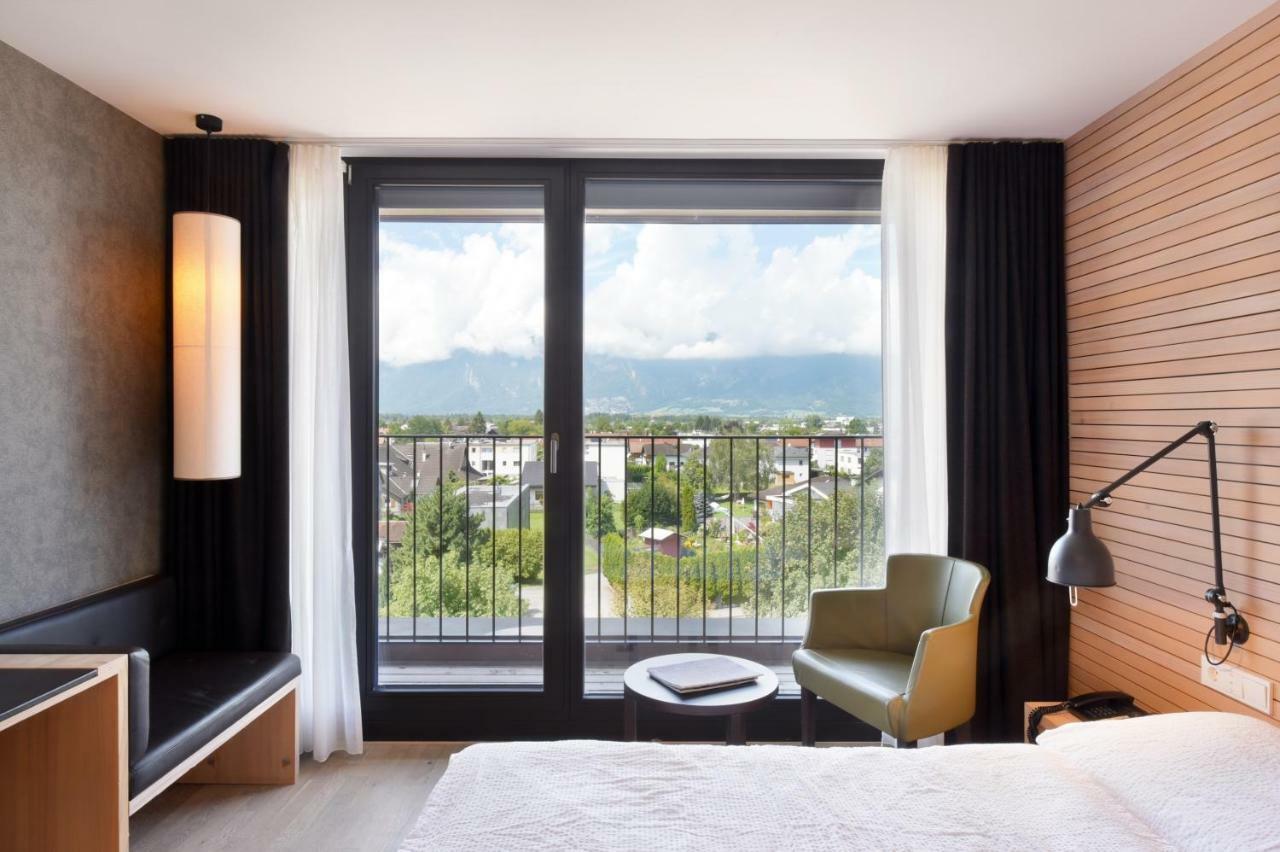 Hotel Weisses Kreuz เฟลด์เคียร์ช ภายนอก รูปภาพ