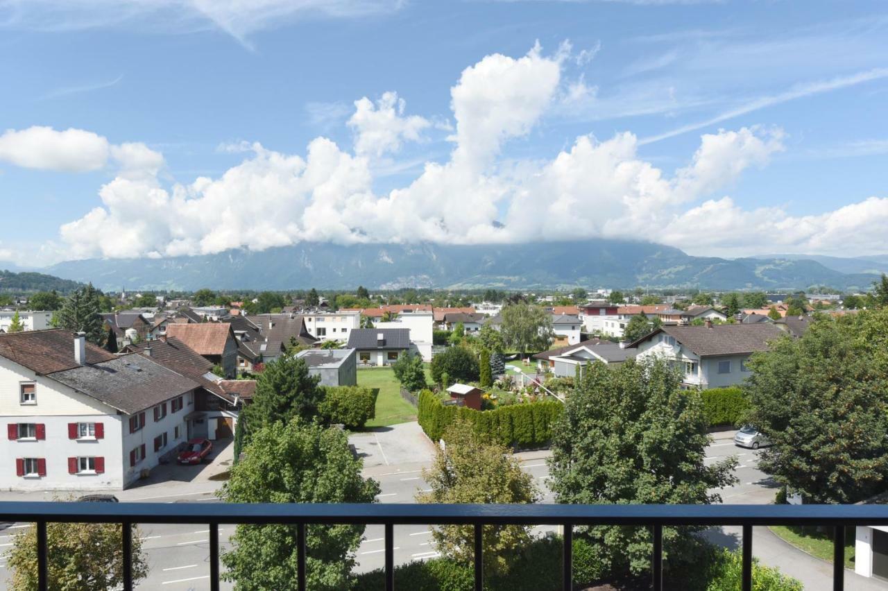 Hotel Weisses Kreuz เฟลด์เคียร์ช ภายนอก รูปภาพ